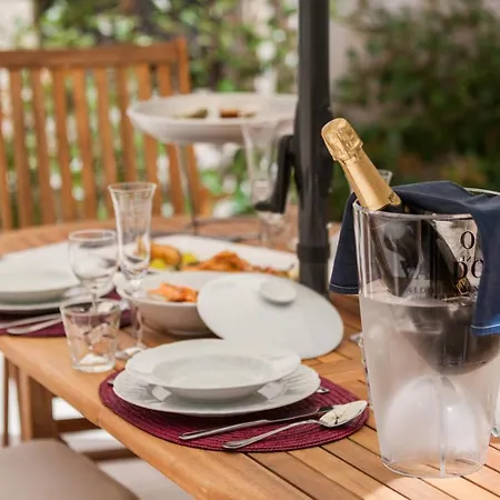 度假居 城墙度假屋