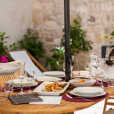 城墙度假屋 度假居 赫瓦尔