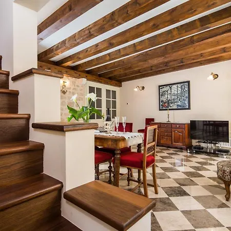 城墙度假屋 度假居 赫瓦尔