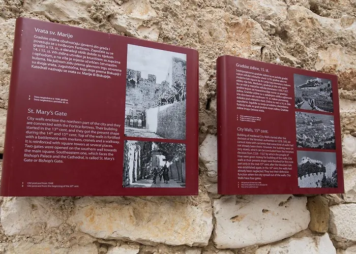 Holiday City Walls Hébergement de vacances *